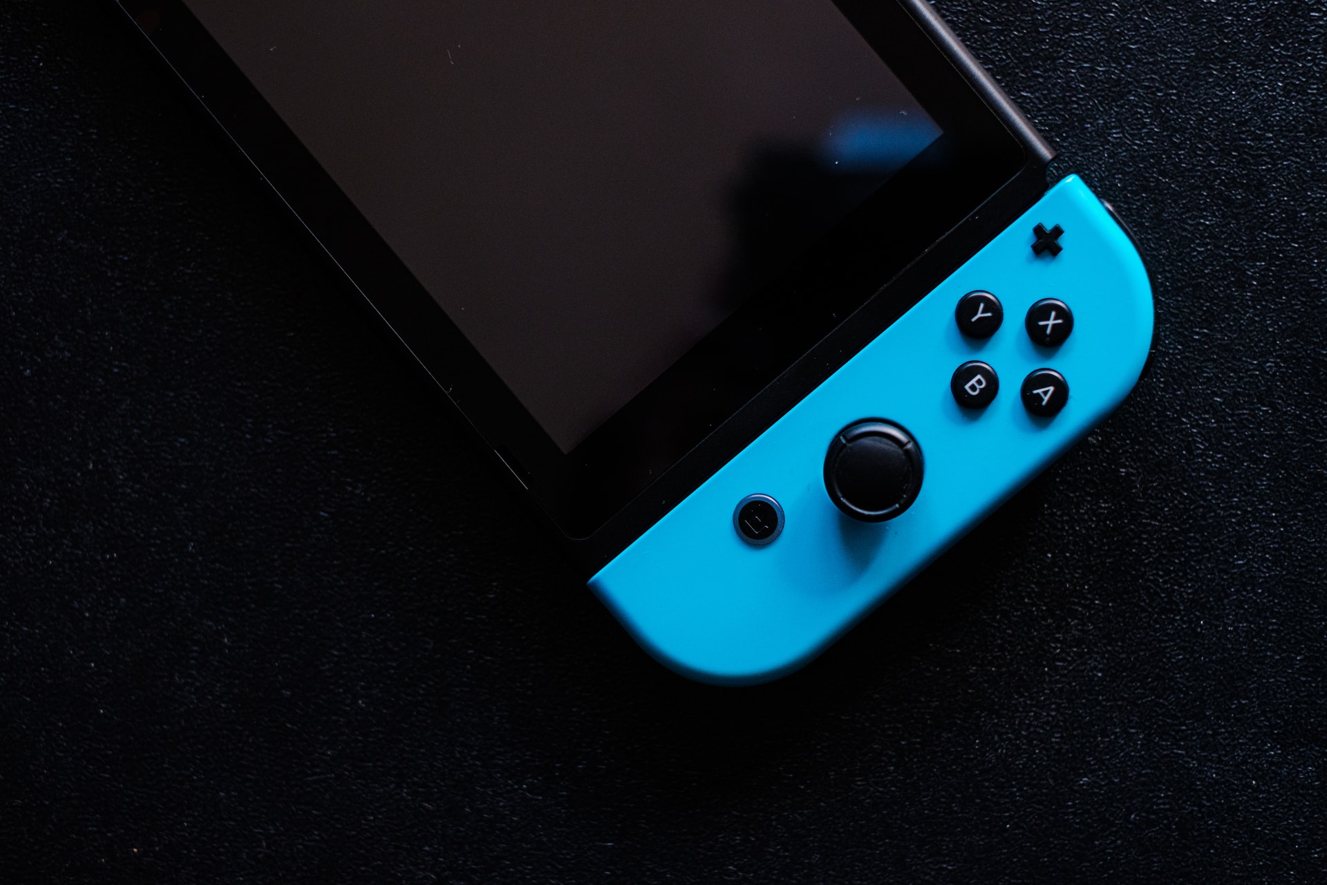 အောက်တိုဘာလ ၈ ရက်နေ့တွင် Nintendo Switch OLED Model ကို ရောင်းချပေးသွားမှာဖြစ်ကြောင်း Nintendo မှ အတိအလင်းကြေငြာ