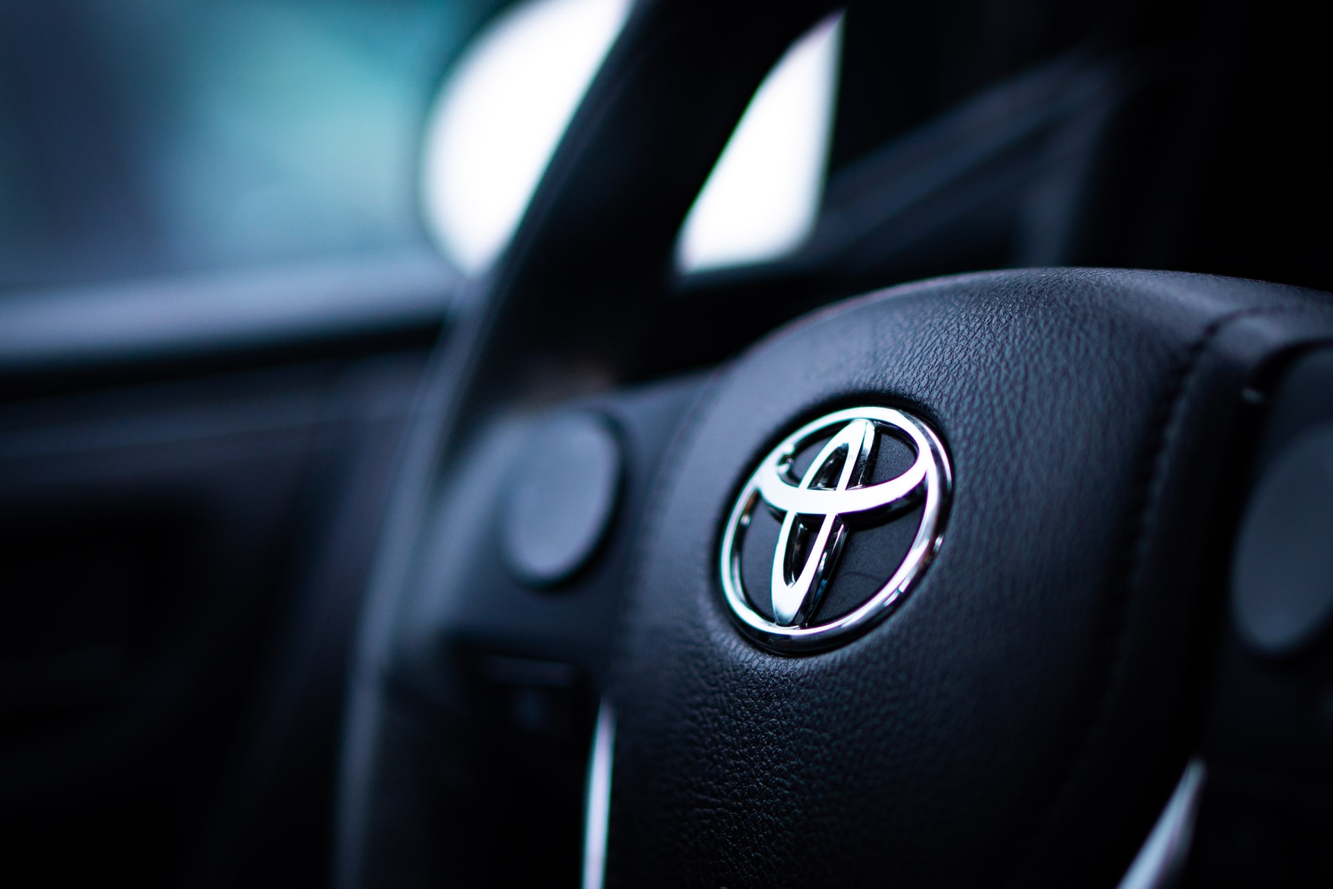 Toyota Motors Acquired U.S Based Map Data firm for Driverless Vehicles