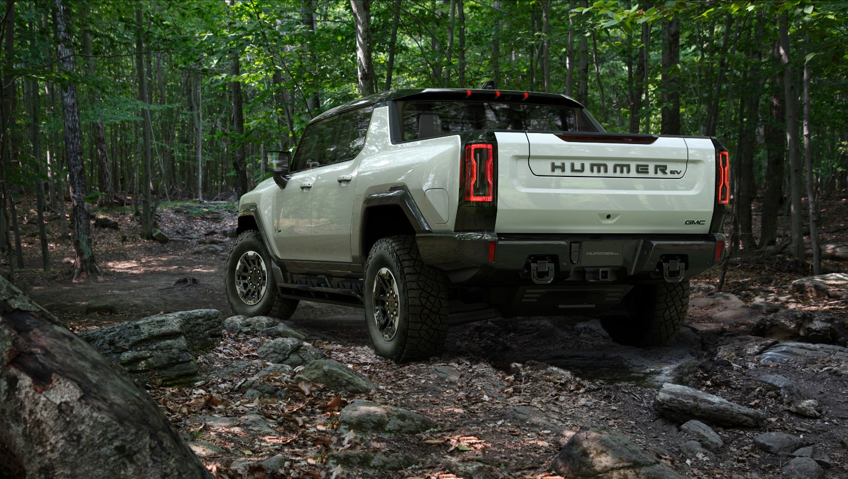 GM starts delivering electric Hummer pickup trucks to customers