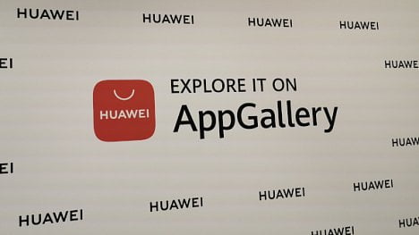 Huawei goes into battle with Google.