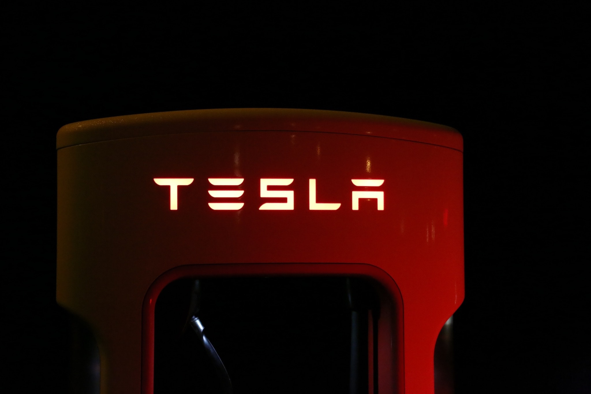 Tesla lays off nearly 200 Autopilot employees who help train the company’s AI